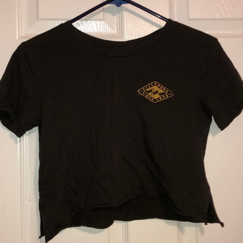 Cropped billabong shirt
